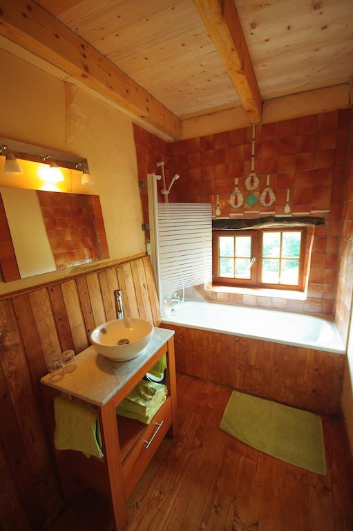 Les Grandes Fontaines Bed & Breakfast La Longine Phòng bức ảnh